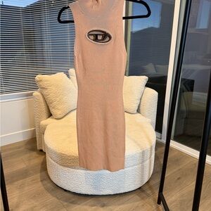 Diesel - Elegant Tan Sleeveless Dress